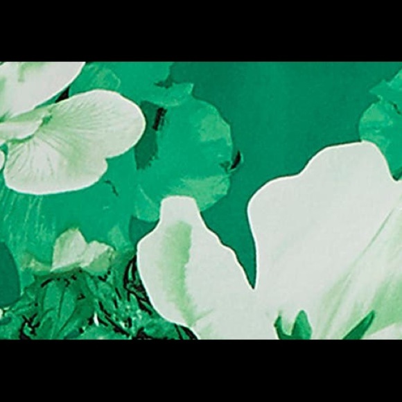 NWT Vince Camuto Long Sleeve Asymmetrical Peplum Top Plus 1X - Picture 8 of 11